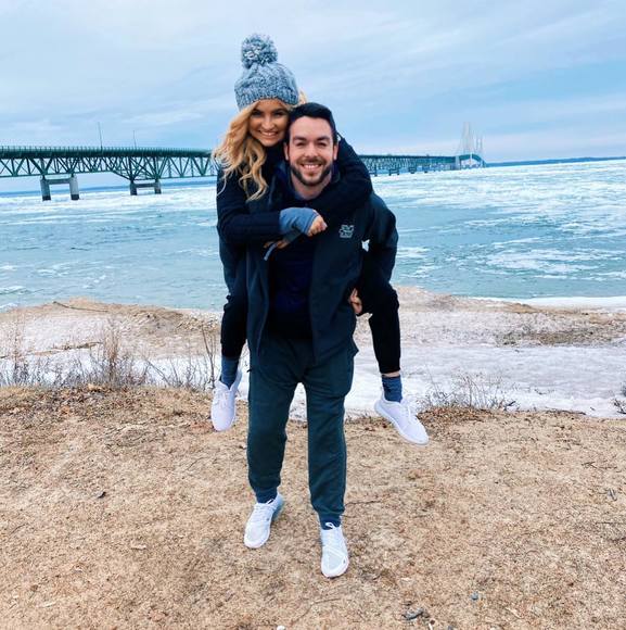 Meet your Posher, Tyler - Picture 1 of 1